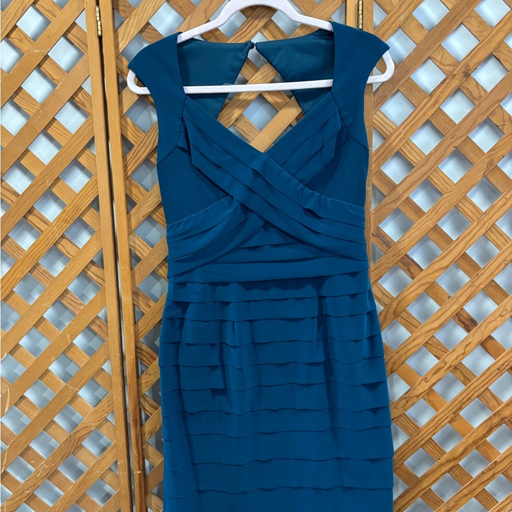 Jones Wear Teal Backless Dress
